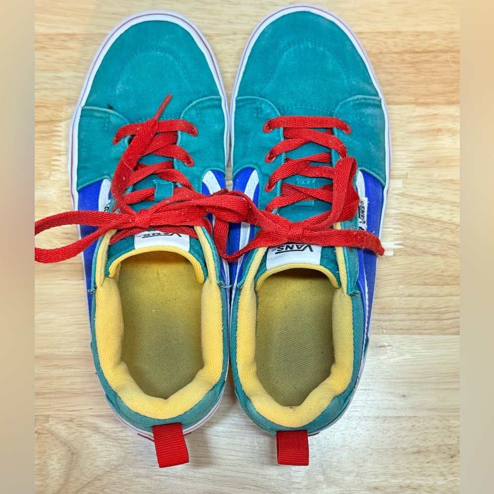 Colorblock Low-Top Sneakers in Teal, Blue & Red - Picture 13 of 14